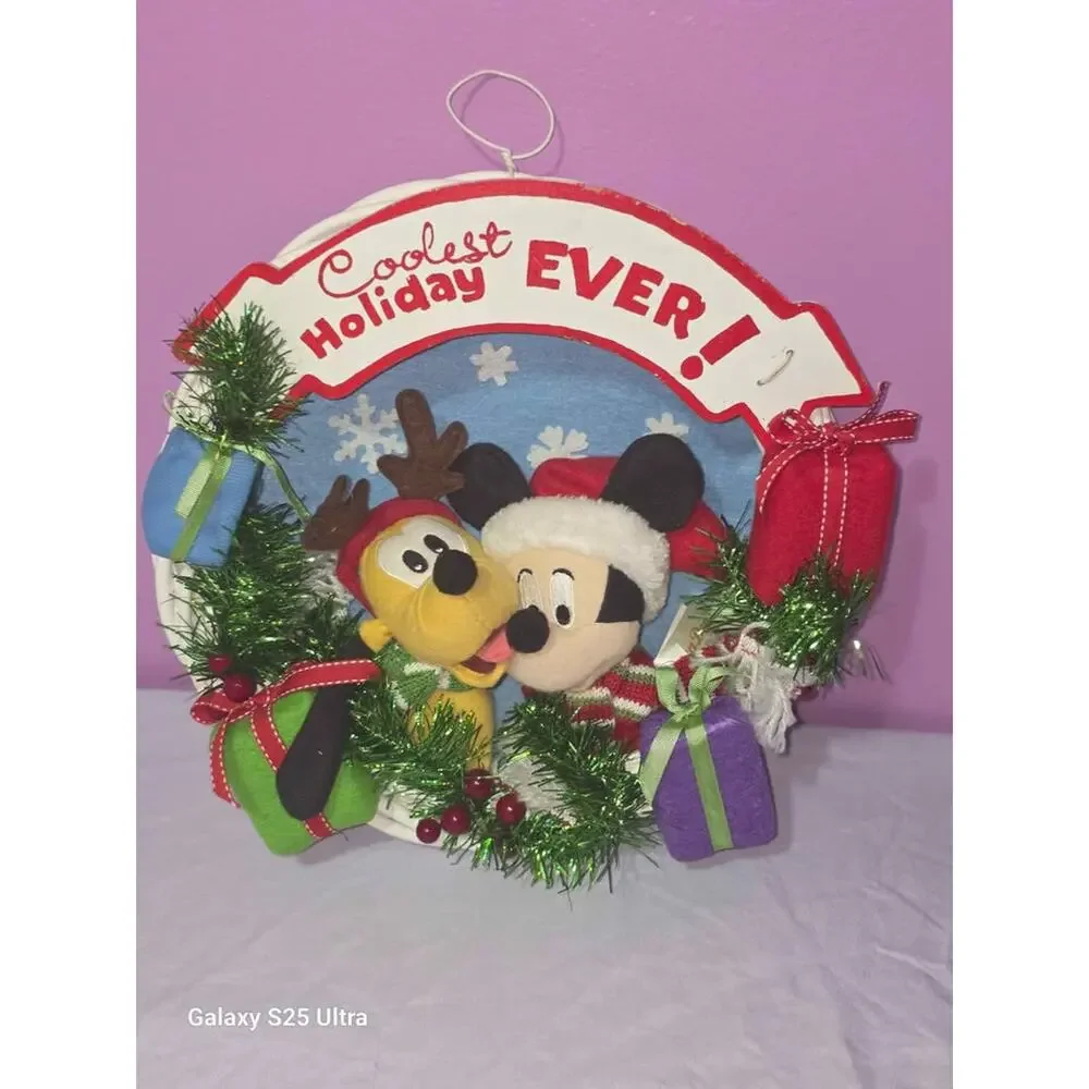 Disney Mickey Mouse and Pluto Christmas Wreath